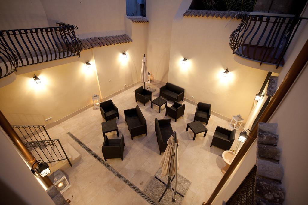 Italiana Resort Maniace Syracuse Bagian luar foto